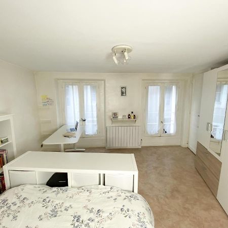Cosy Apartment In The Heart Of Fontainebleau Exterior foto